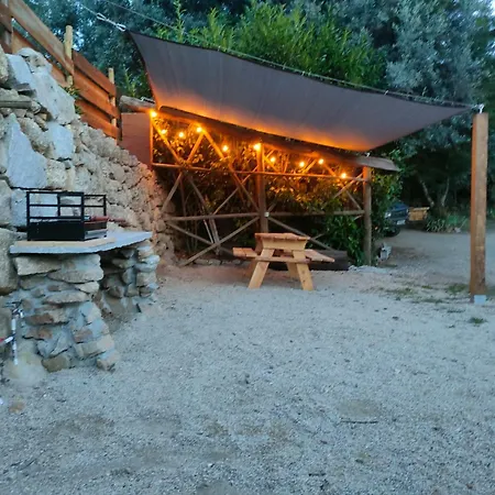 Kamp alanı Quinta Dos Covoes *